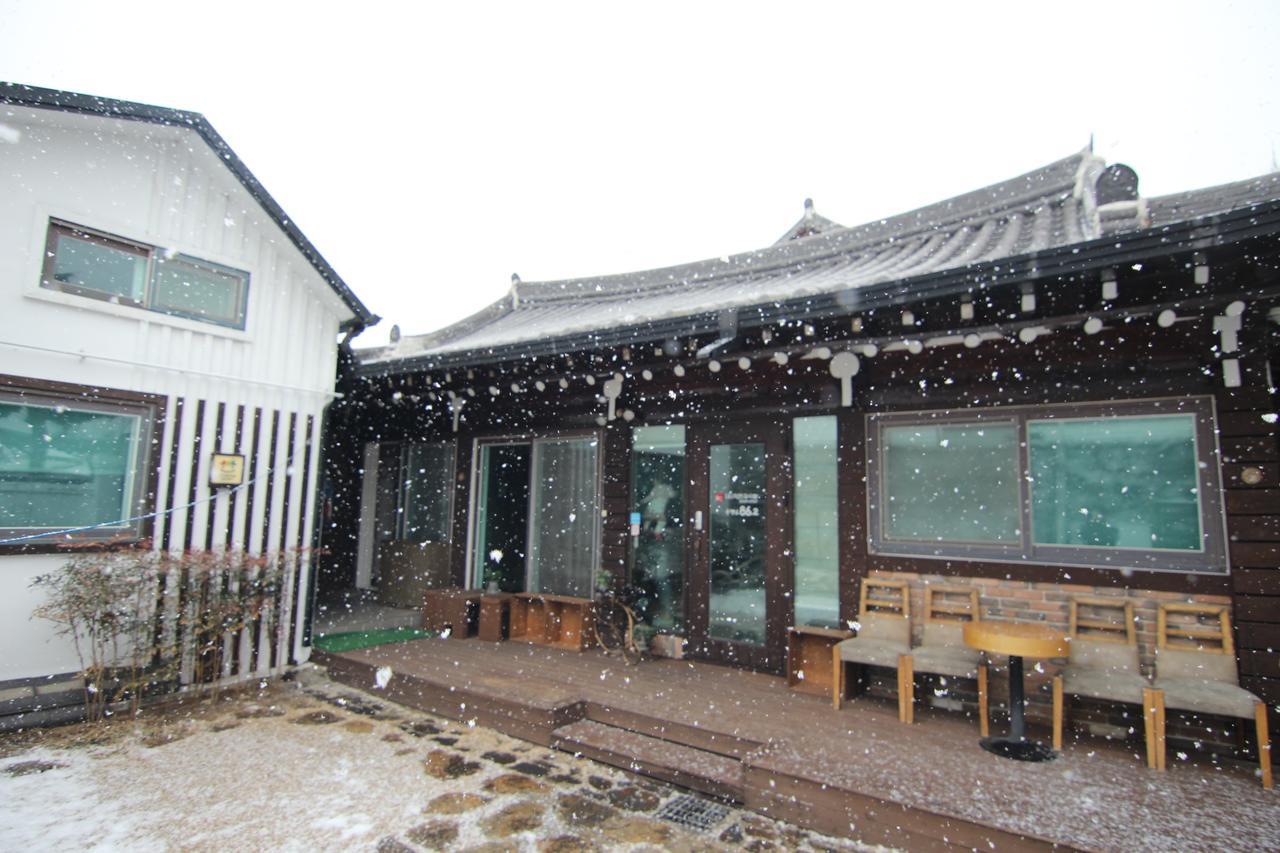 Eunhaengro 86.2 Hotel Jeonju Exterior photo